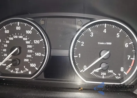 2011 BMW 135 z USA, uszkodzony, nr VIN WBAUC9C54BVM09867